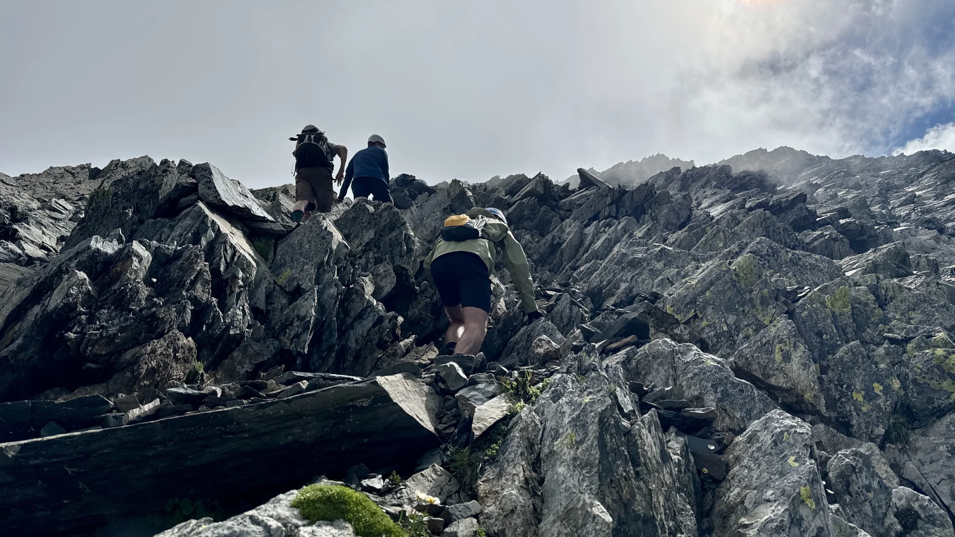 Symbolbild Bergsteigen mit Kletterei | © Peter Fleming